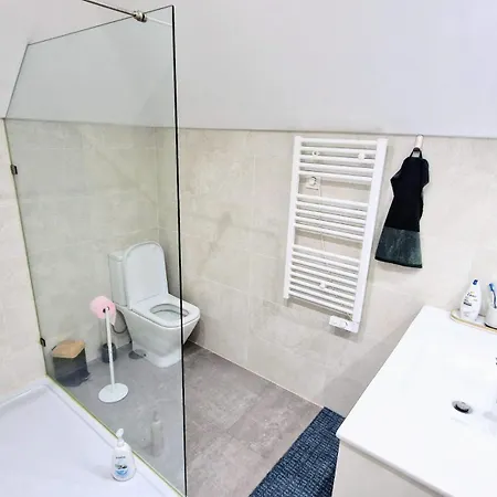 Big House With Pool - 5 Min Walk To Villa *